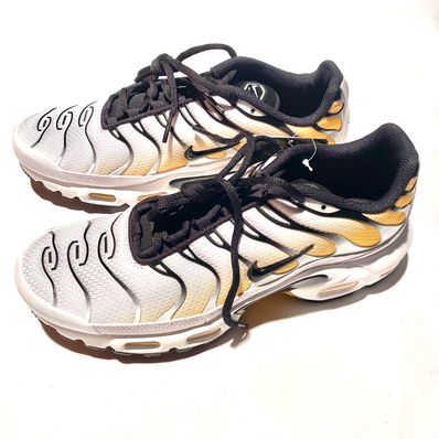 Nike Air Max Plus "White/Varsity Maize/Black"