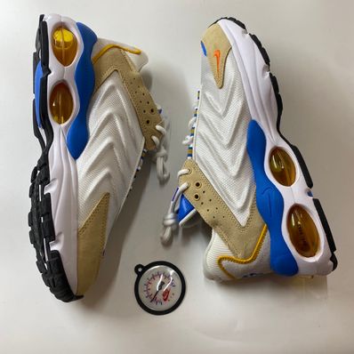 Nike Air Max TW SE "Summit White/Safety Orange"