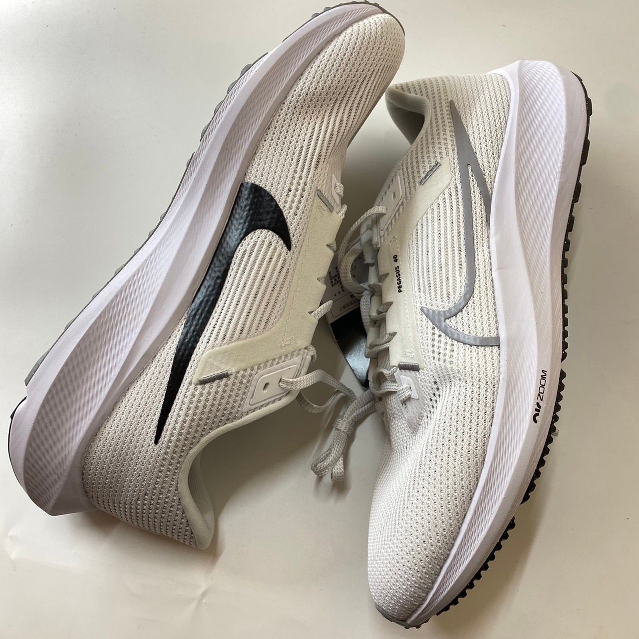 Nike Air Zoom Pegasus 40 "White/Black/Photon Dust/Wolf Grey"