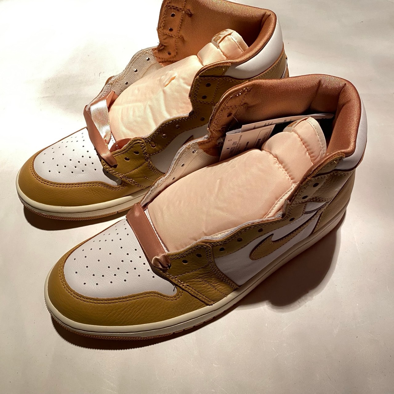 Nike Women's Air Jordan 1 Retro High OG "Praline"