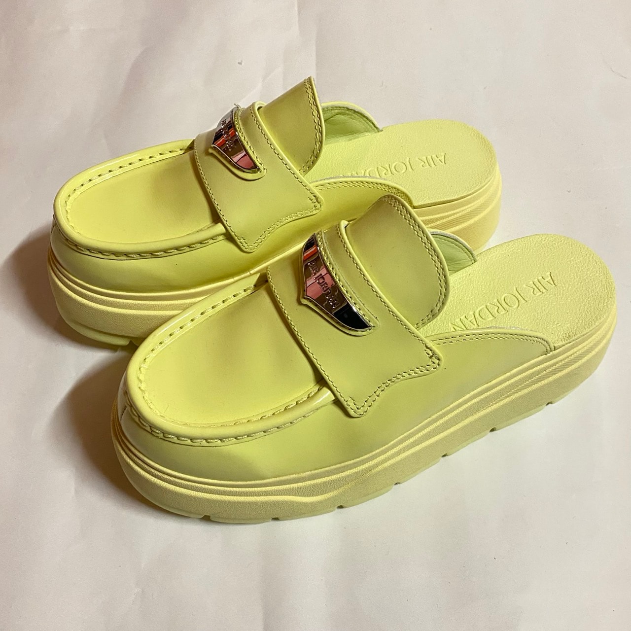 Nike Women's Air Jordan Mule "Luminous Green"