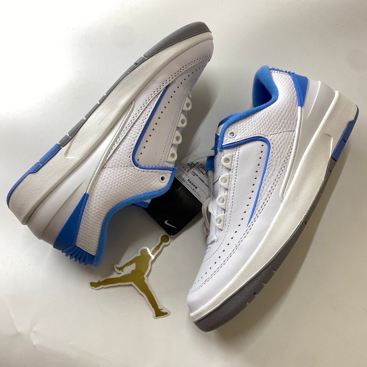 Nike GS Air Jordan 2 Retro Low "University Blue"