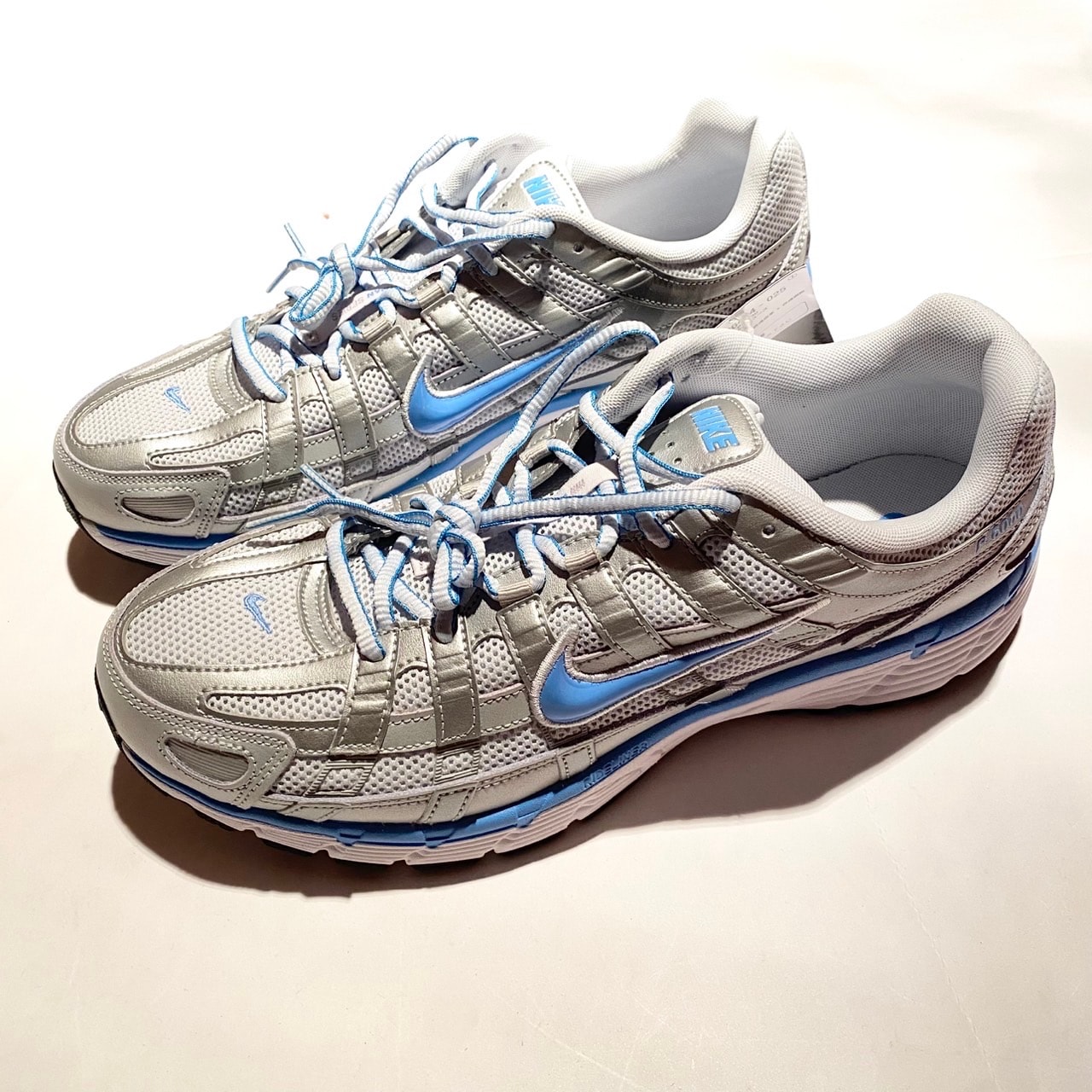 Nike P-6000 "Metallic Platinum/Pure Platinum/Metallic Silver/University Blue"
