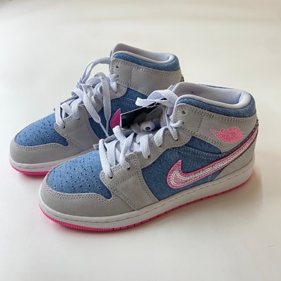 Nike GS Air Jordan 1 Mid "Denim Sequin"