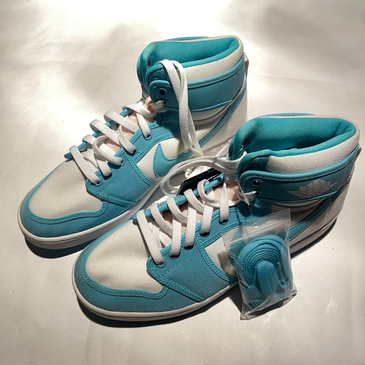 Nike Air Jordan 1 KO "Bleached Aqua"