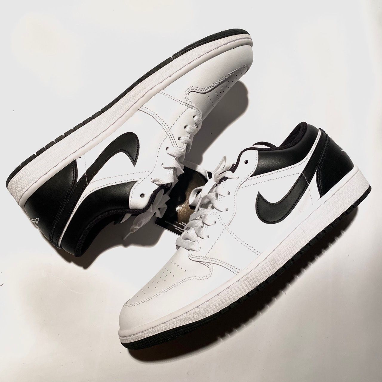 Nike Air Jordan 1 Low "White/Black"