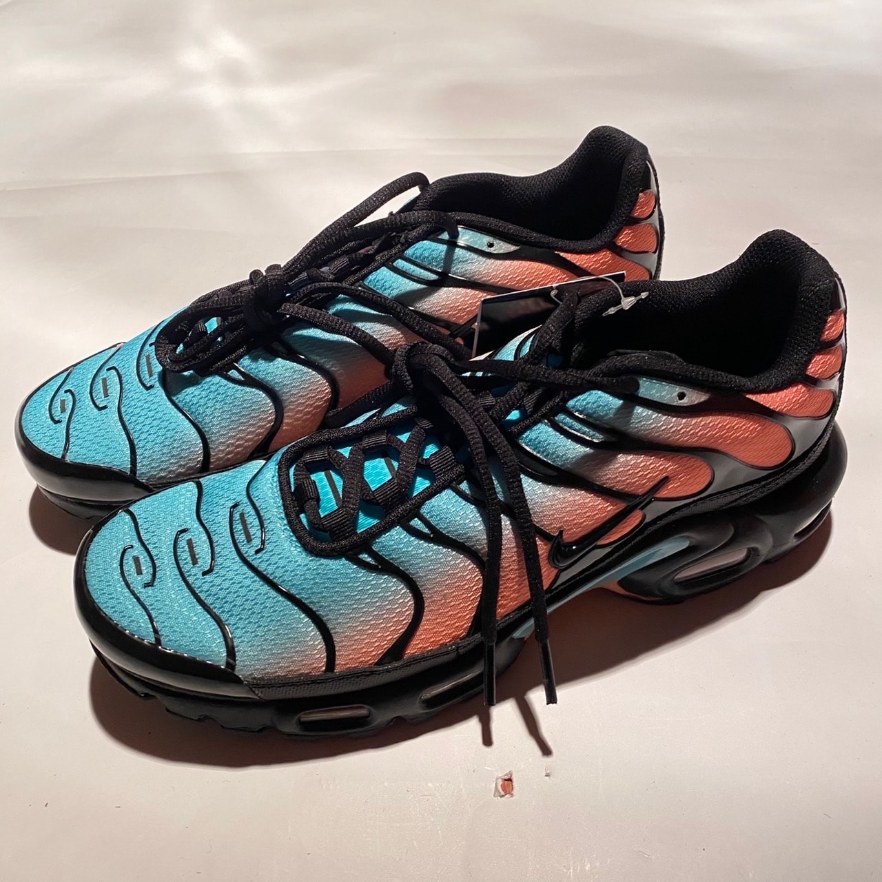 Nike Air Max Plus "Black/Aurora Green/Orange Pulse"