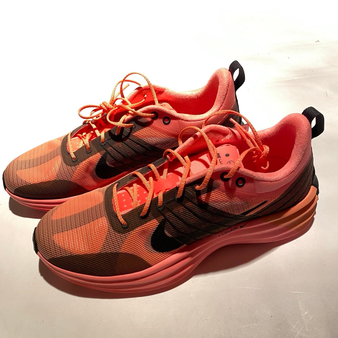 Nike Lunar Roam PRM "Pink Gaze"