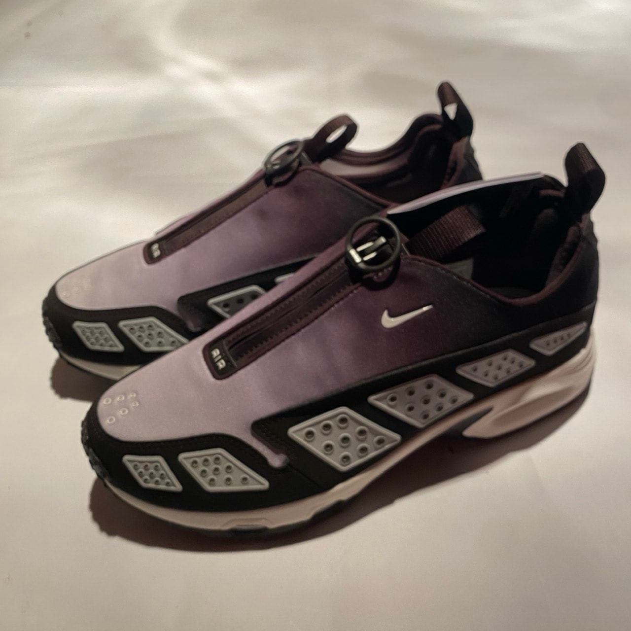 Nike Women's Air Max SNDR "Velvet Brown/Light Bone/Cave Stone/Sail"