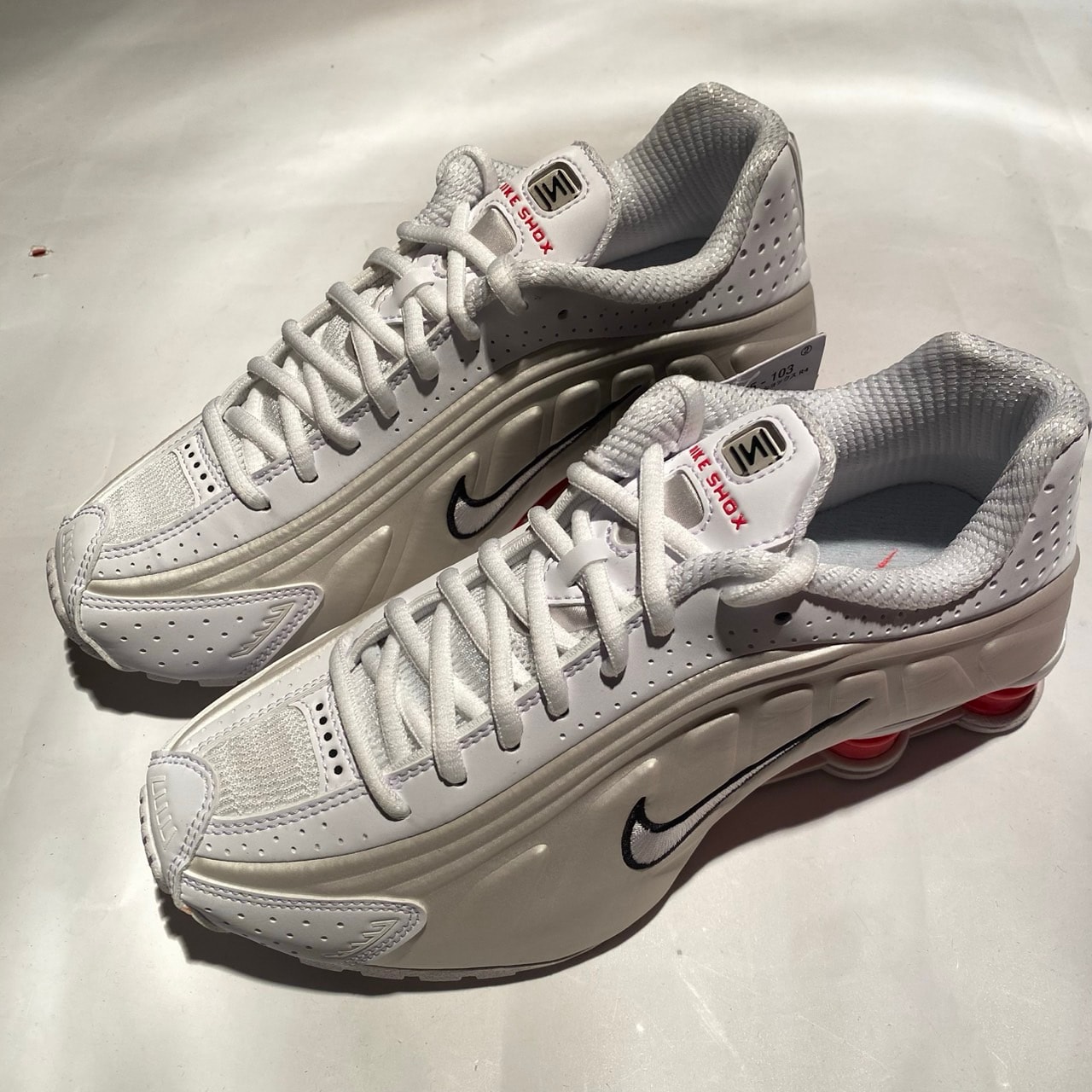 Nike Women's Shox R4 "White/Phantom/Picante Red/White"