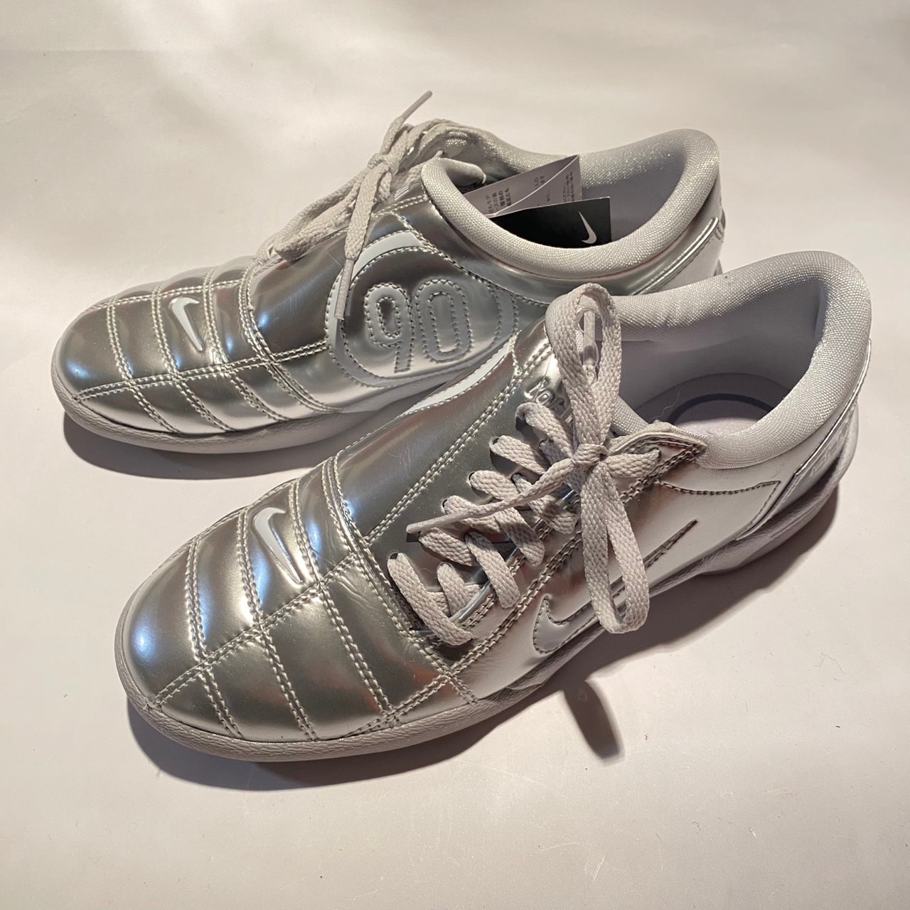 Nike Women's Total 90 3 "Metallic Platinum"