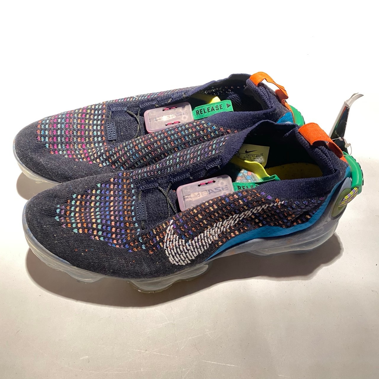 NIKE AIR VAPORMAX 2020 "BLACK/MULTI"