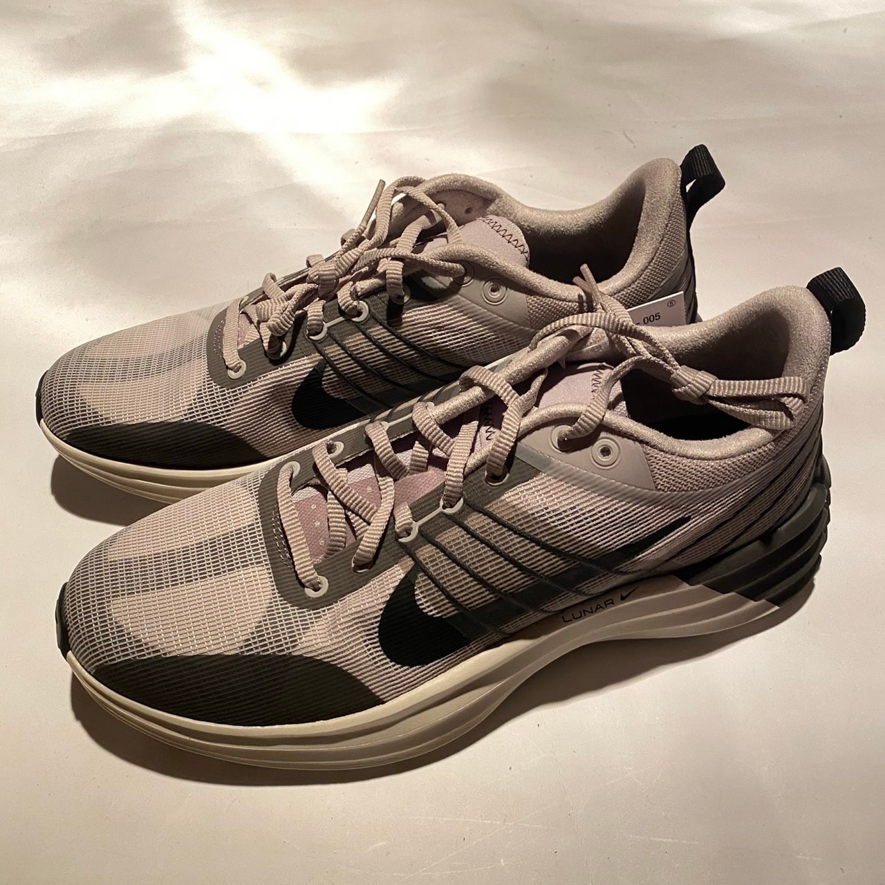 Nike Lunar Roam "College Grey/Light Orewood Brown/Cave Stone/Black"
