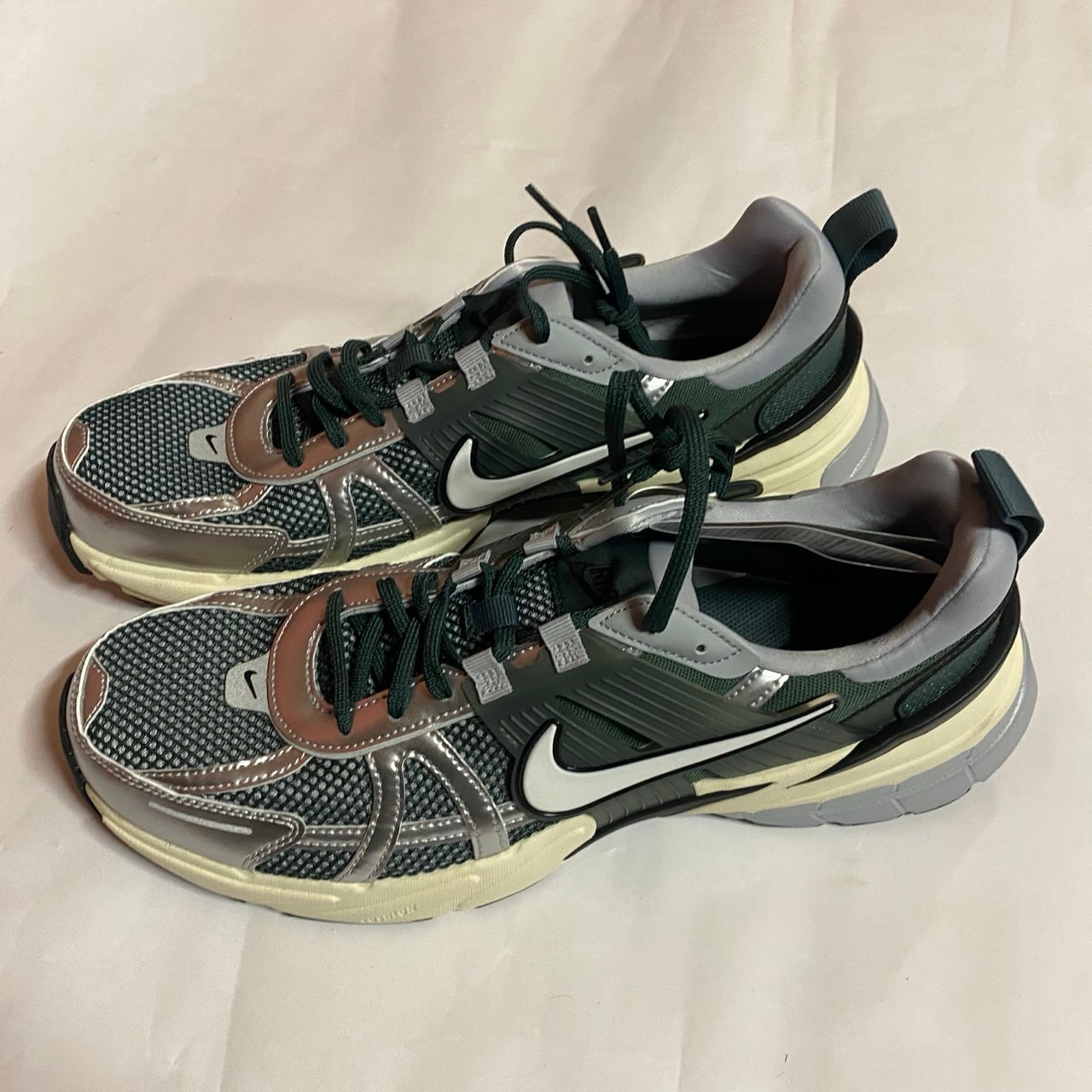 Nike V2K Run "Vintage Green/Mineral Spruce/Wolf Gray"