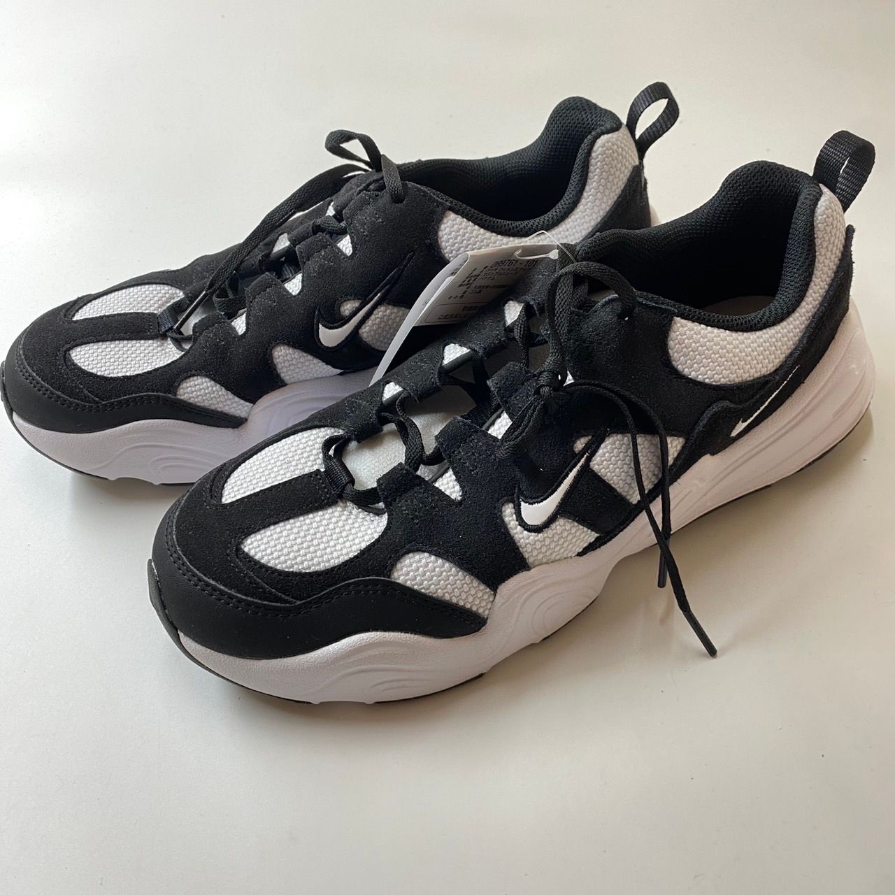 Nike Women's Tech Hera "White/Black"