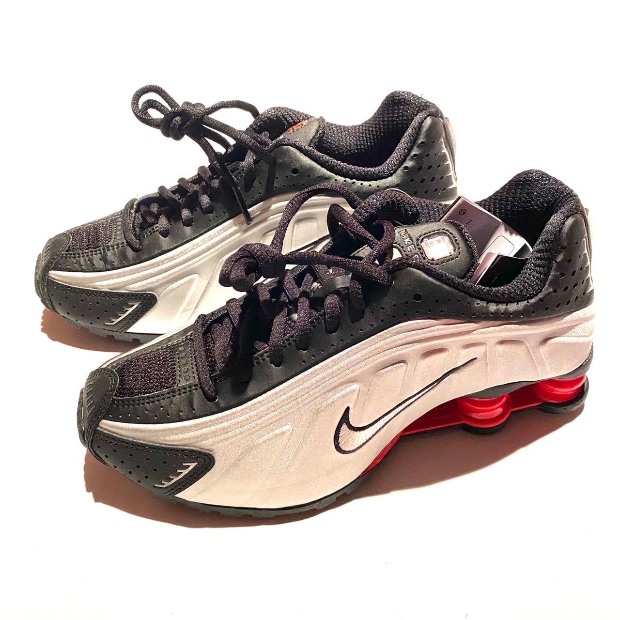 Nike Women's Shox R4 "Black/Light Crimson/Metallic Silver" (2025)