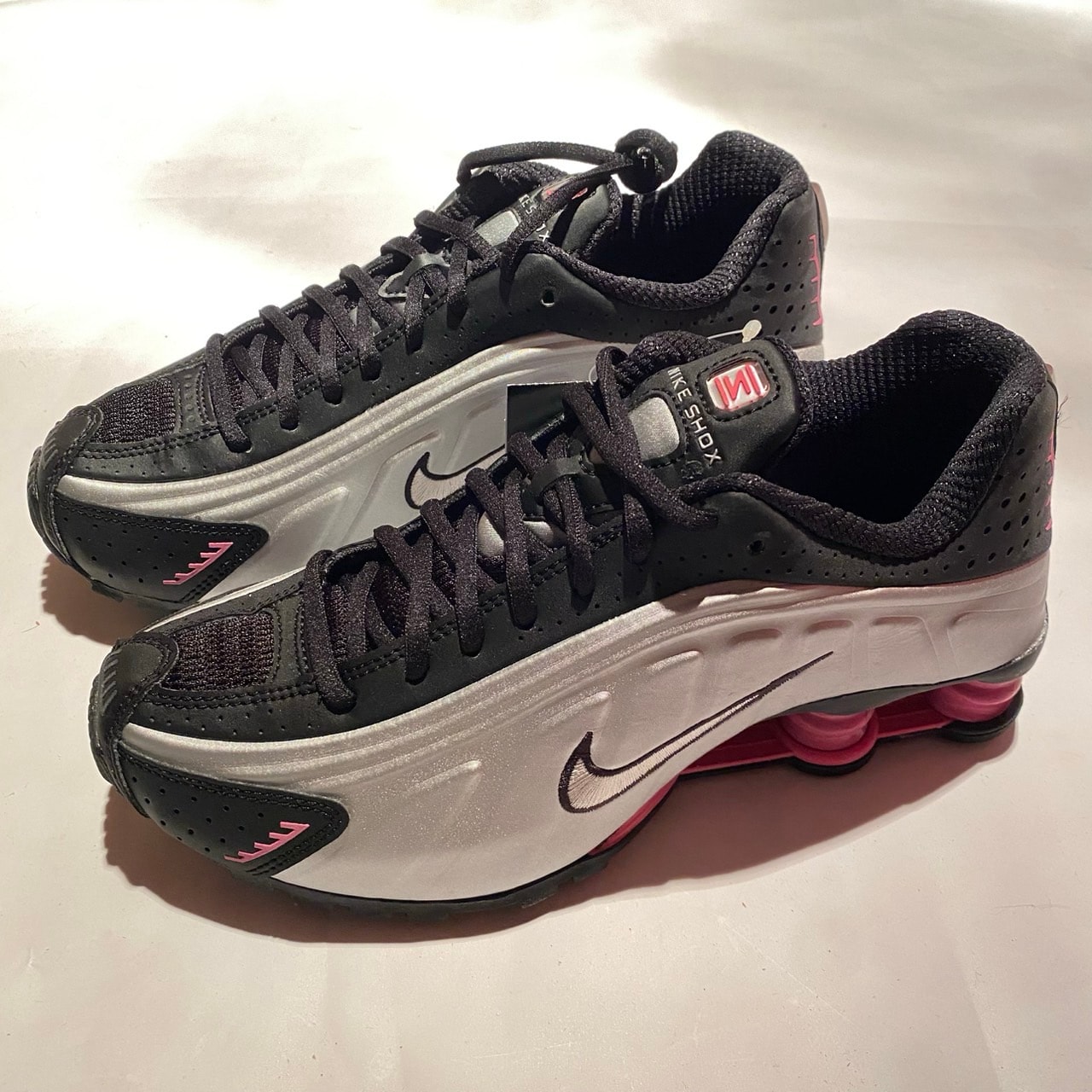 Nike Women's Shox R4 "Black/Pinksicle"