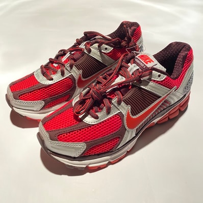 Nike Women's Zoom Vomero 5 "Mystic Red and Platinum"