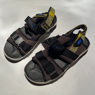 NIKE SANDAL CANYON "CARGO KHAKI/BRIGHT CITRON/BLACK/SIGNAL BLUE"