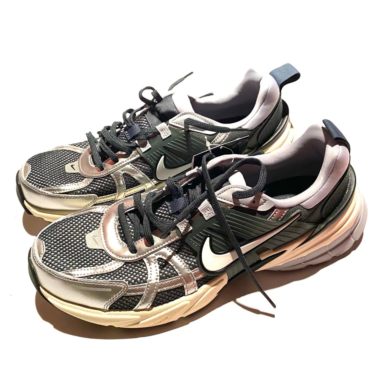 Nike V2K Run "Vintage Green/Mineral Spruce/Wolf Gray"