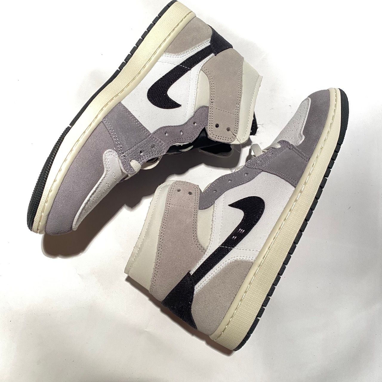 Nike Air Jordan 1 Mid SE Craft "Cement Grey"