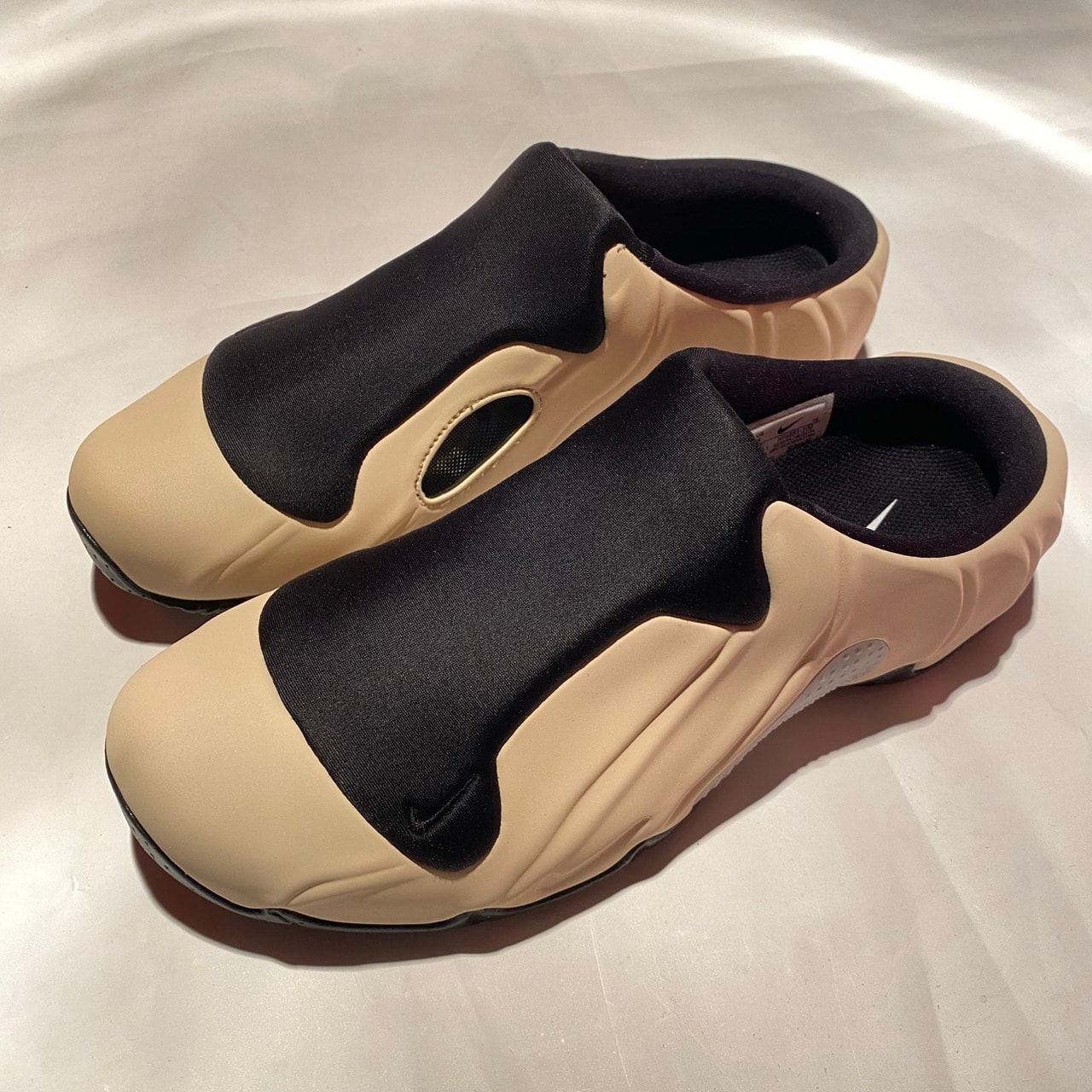 Nike Clogposite "Sand Drift and Black"