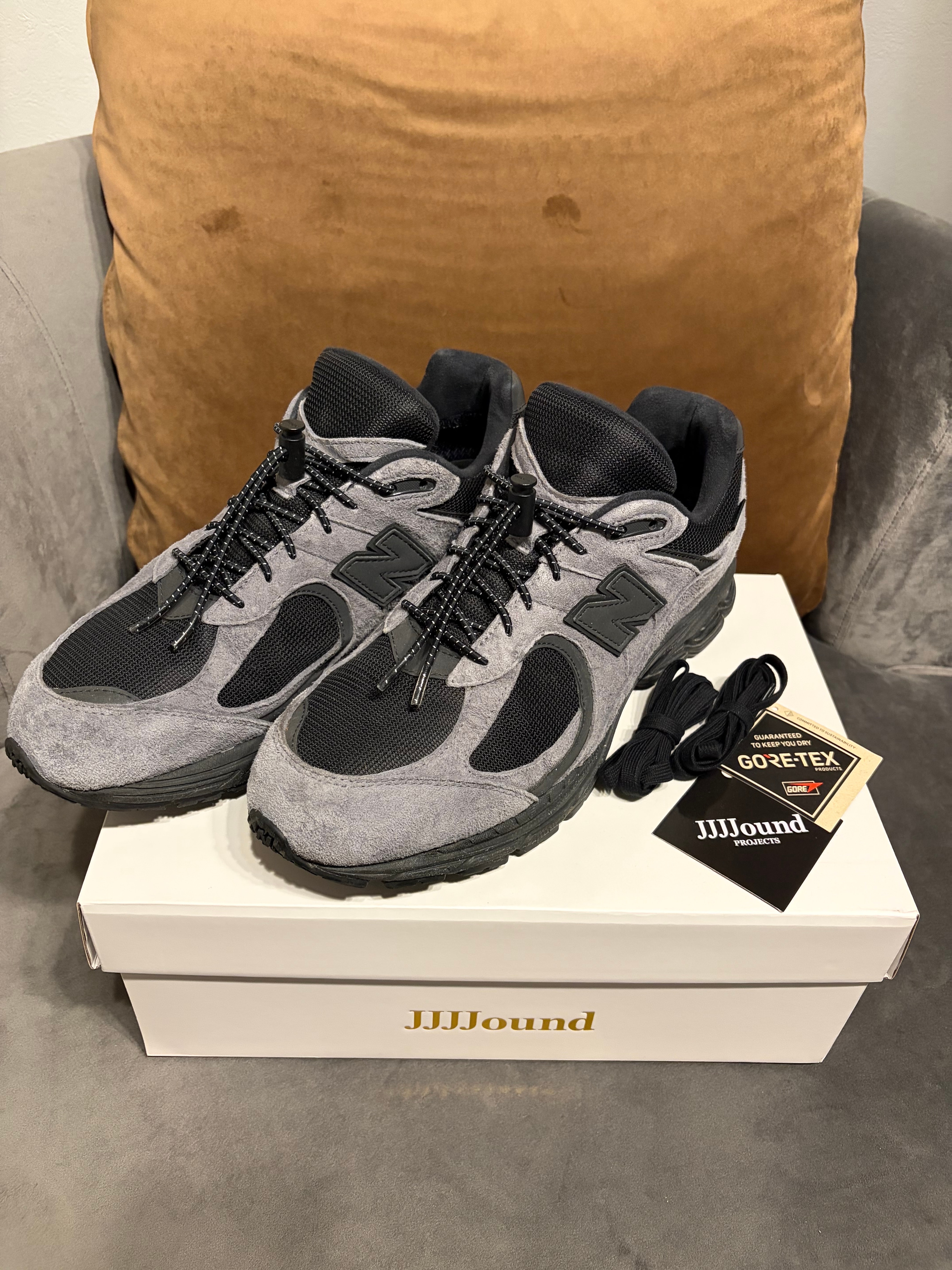 JJJJound × New Balance 2002R GORE-TEX "Charcoal" M2002RXZ