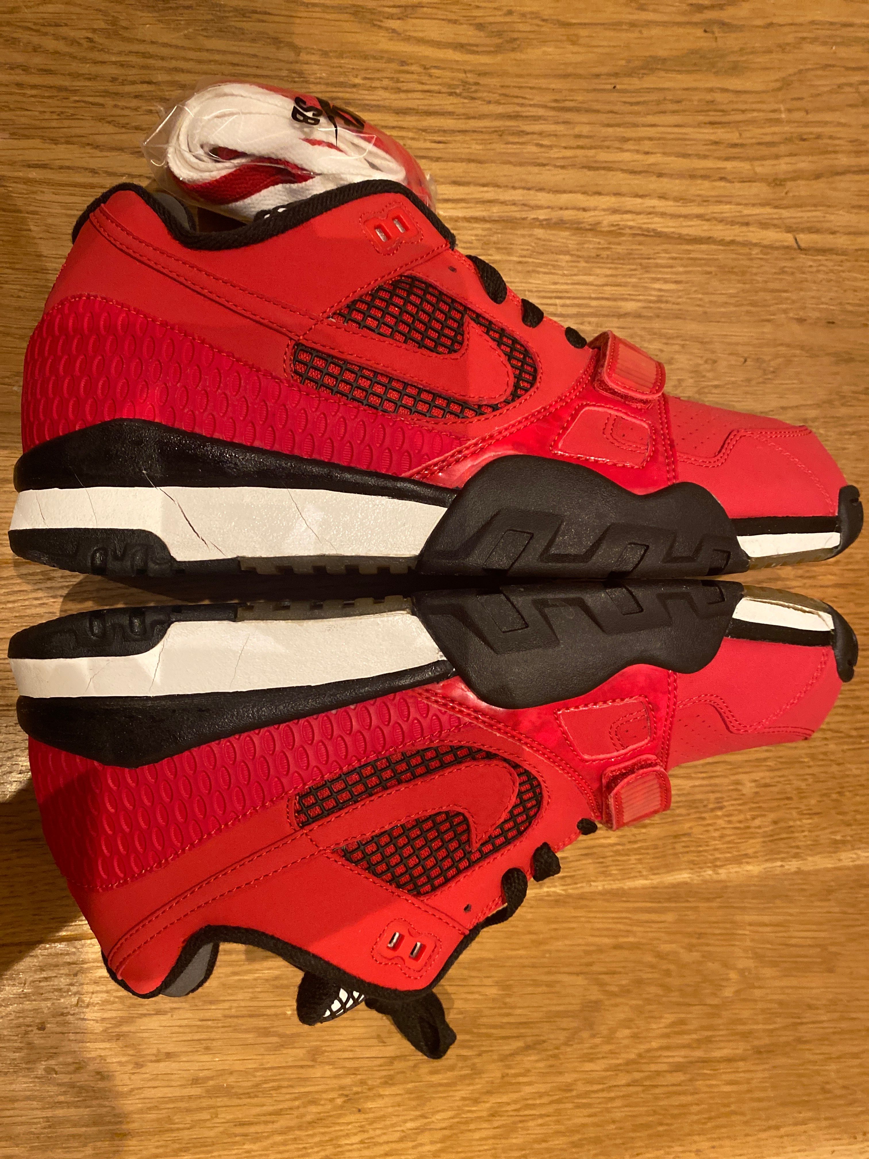 Supreme × Nike Air Trainer 2 "Red"