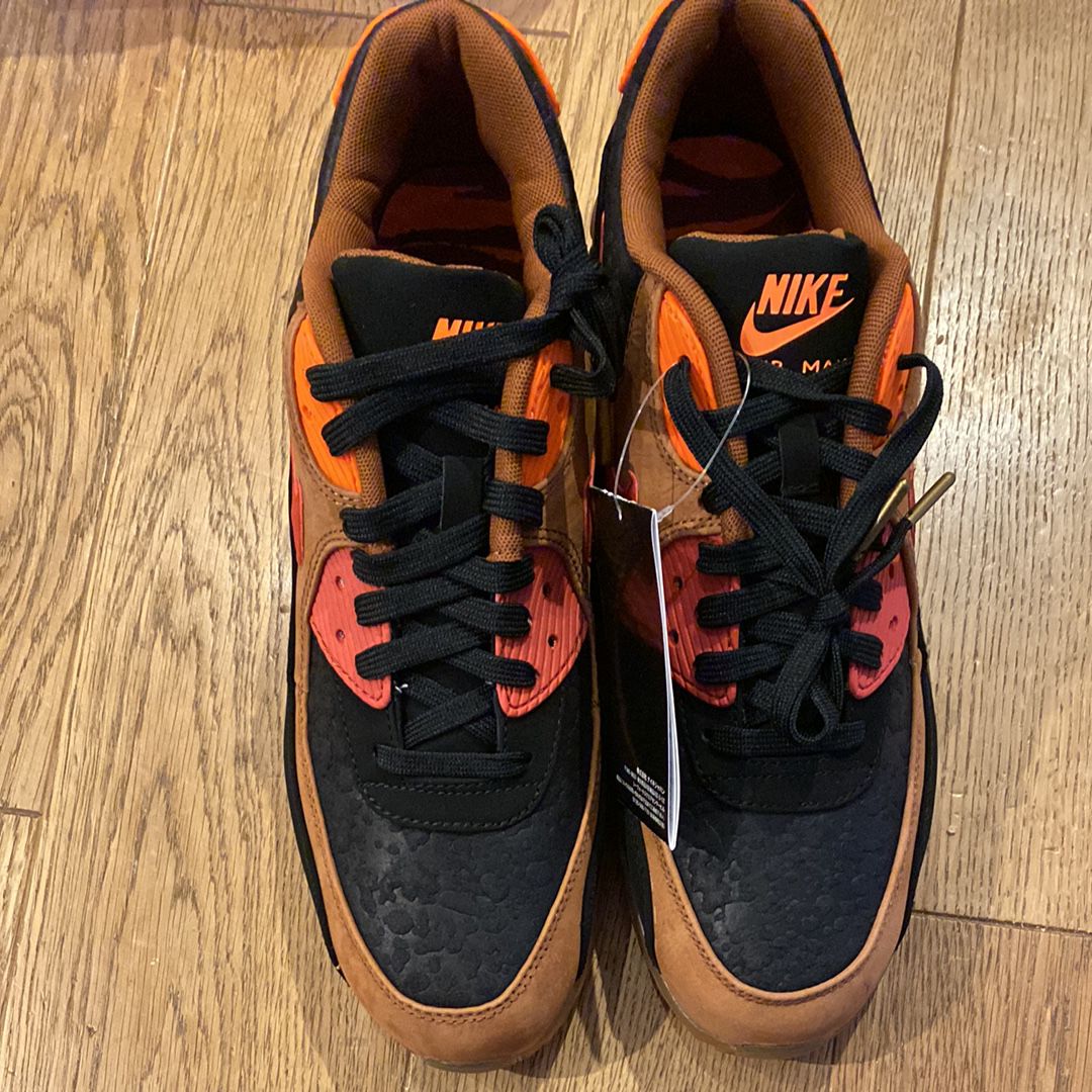 Nike Air Max 90 Ice "Halloween"
