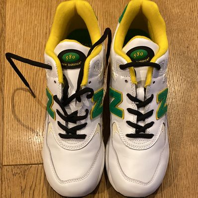 Stussy × HECTIC × UNDEFEATED × New Balance 580 "Masterpiece White"