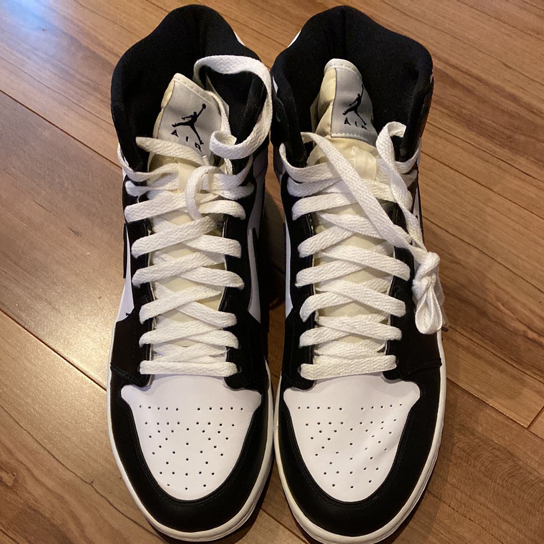 Nike Air Jordan "Countdown Pack 1/22"