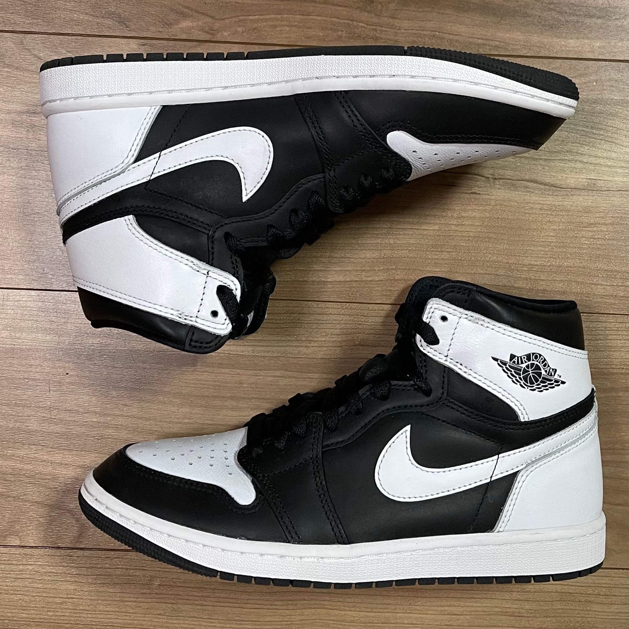 Nike Air Jordan 1 Retro High OG "Black/White"