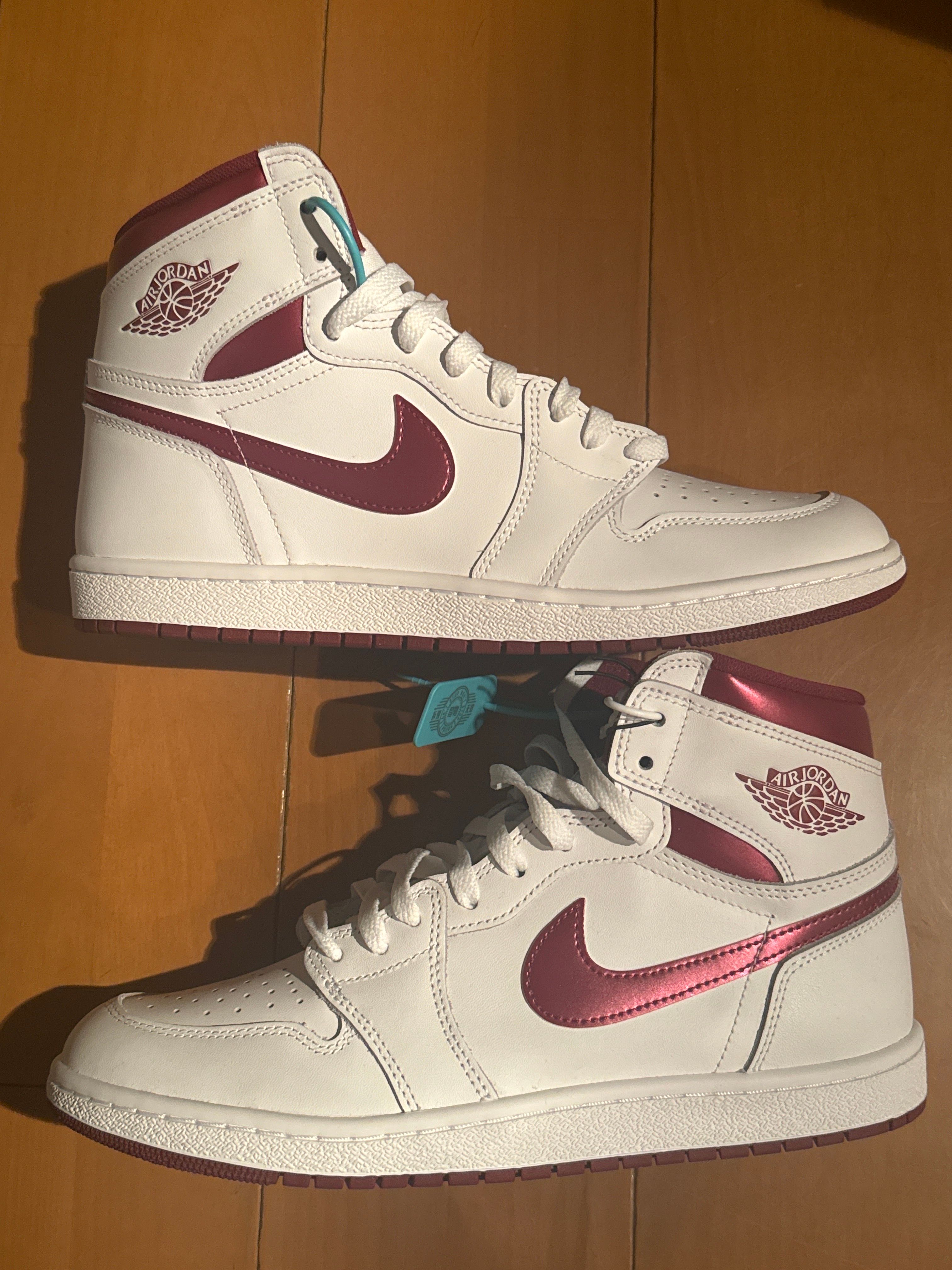 Nike Air Jordan 1 High '85 "Metallic Burgundy"