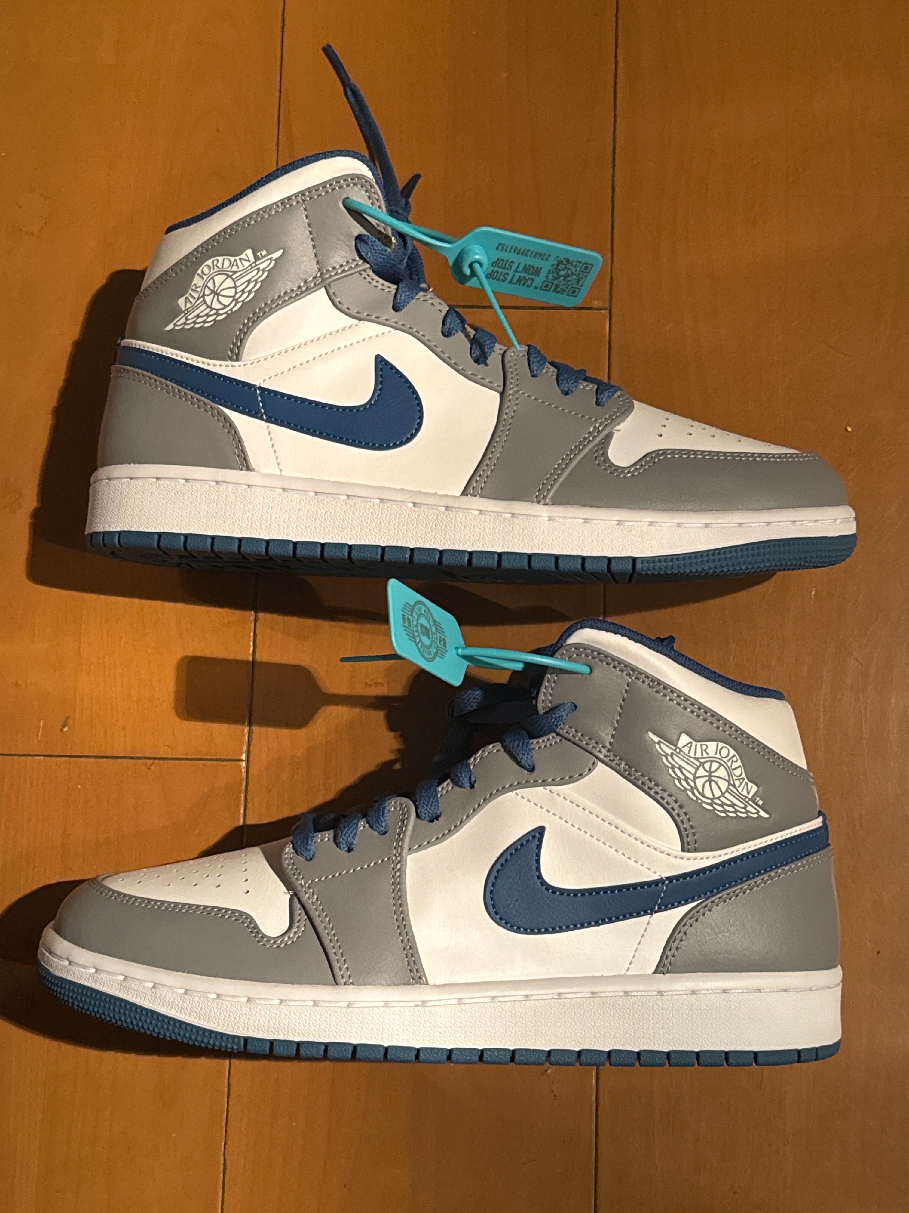 Nike Air Jordan 1 Mid "True Blue"