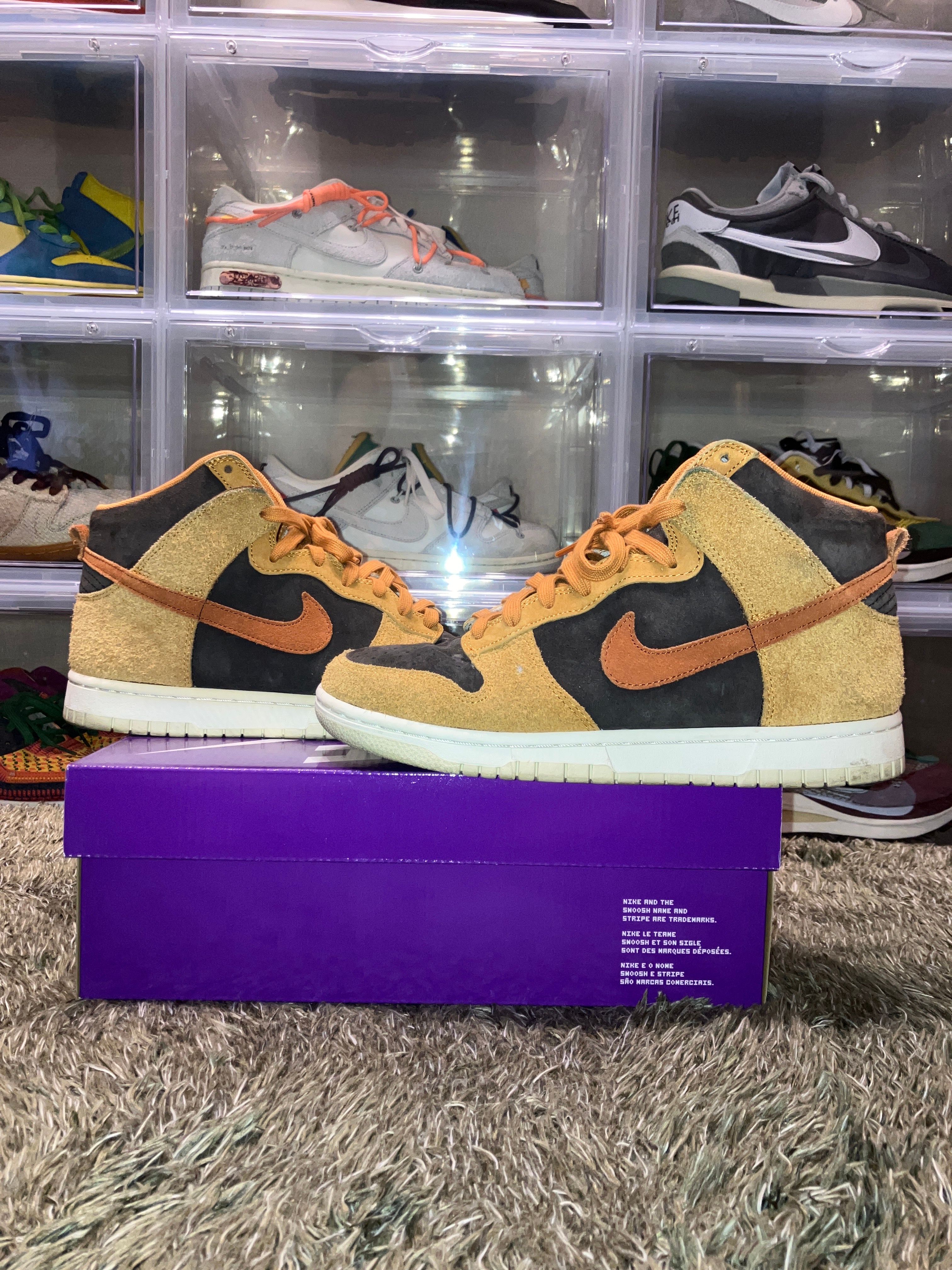 NIKE DUNK HIGH PRM "DARK CURRY"