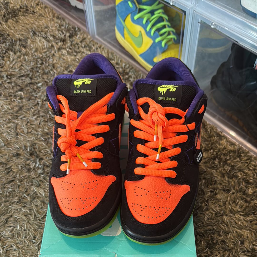 Nike SB Dunk Low "Night Of Mischief"