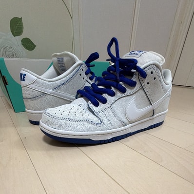 Nike SB Dunk Low Premium "Game Royal"