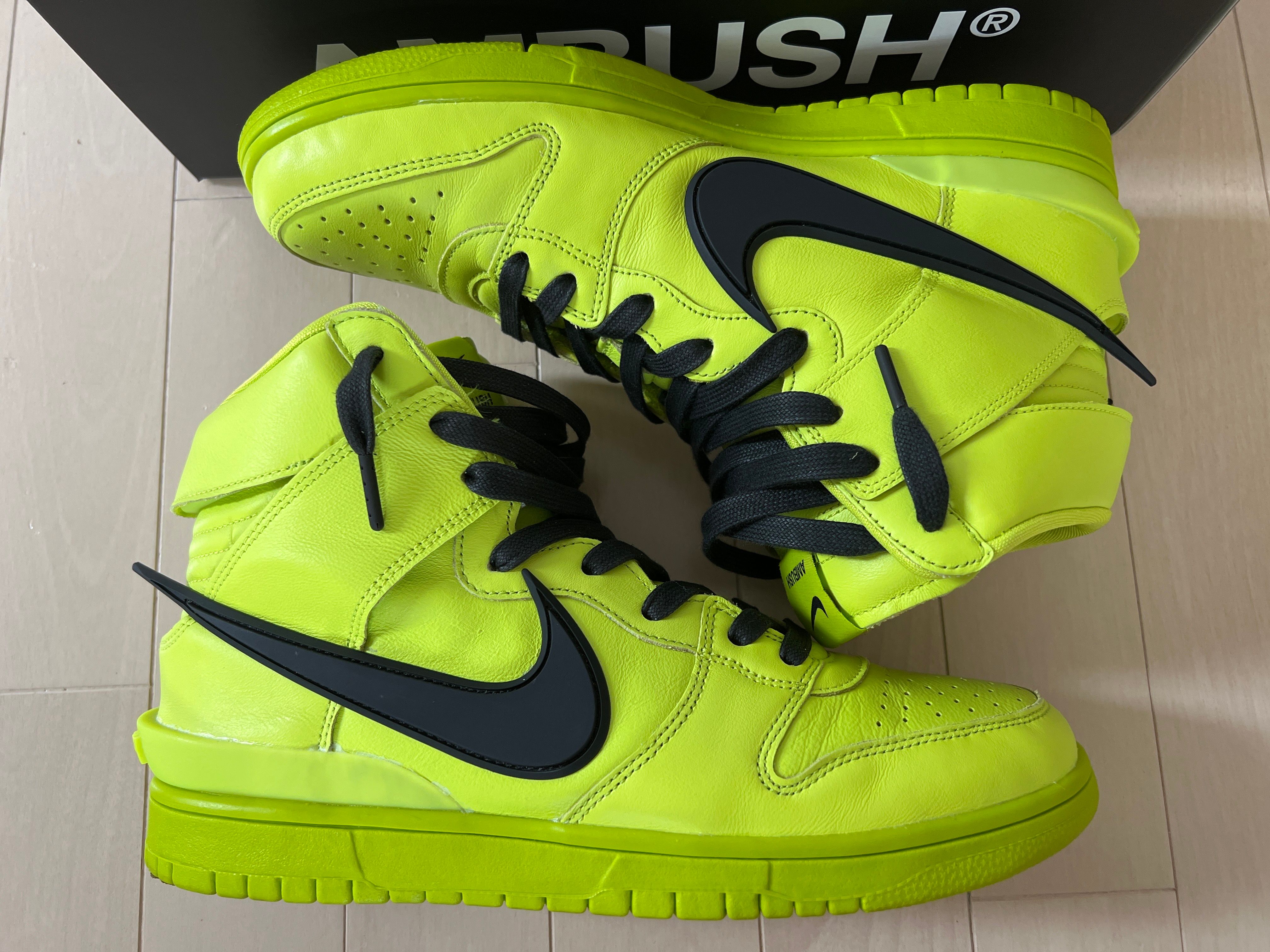 AMBUSH × NIKE DUNK HIGH "FLASH LIME"