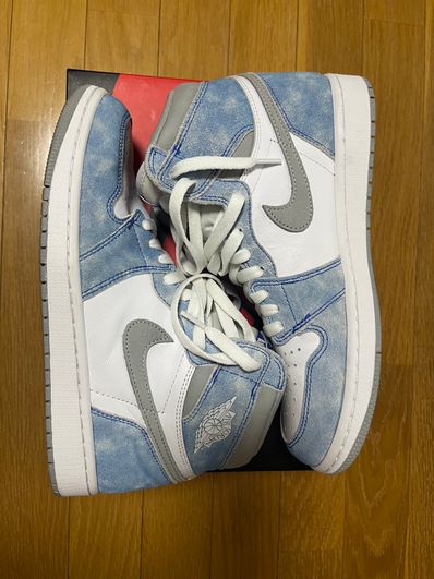 Nike Air Jordan 1 High OG "Hyper Royal"