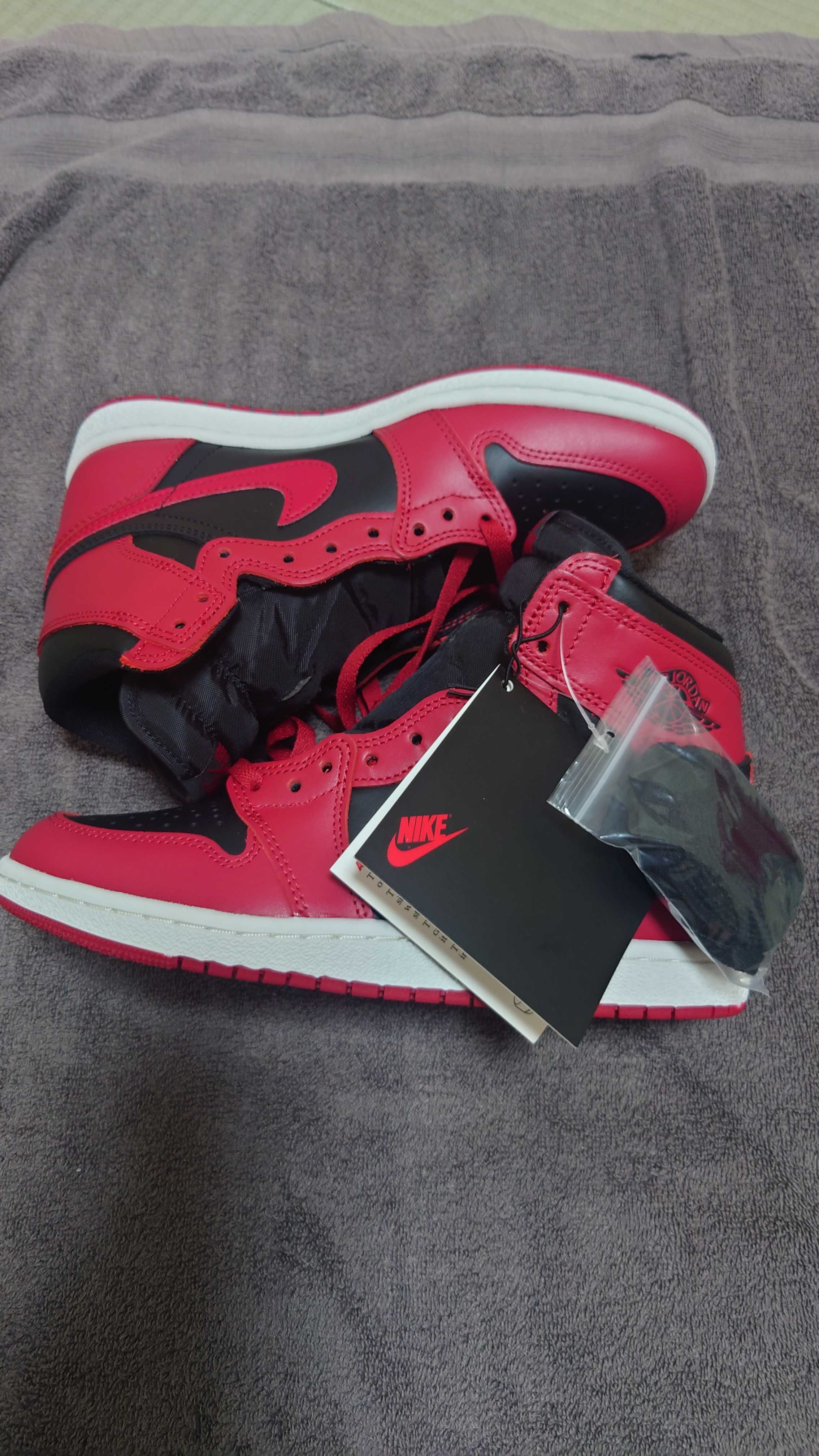 Nike Air Jordan 1 High ’85 "Varsity Red"