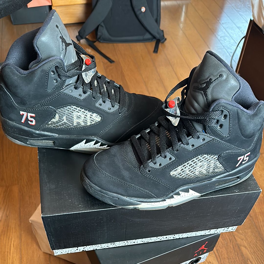 NIKE AIR JORDAN 5 PARIS SAINT-GERMAIN BLACK/CEMENT GREY