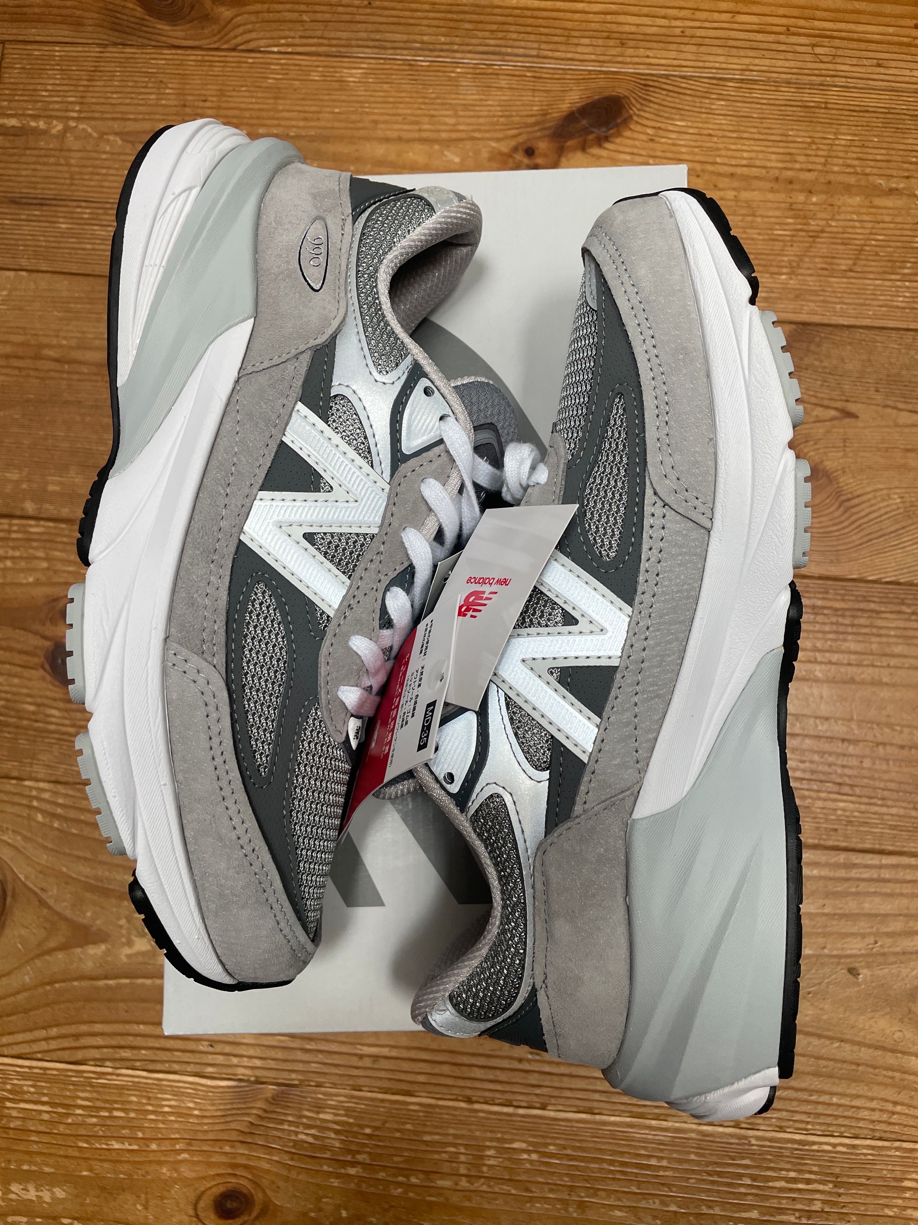 New Balance 990V6 "Gray" (Heel Logo NB)