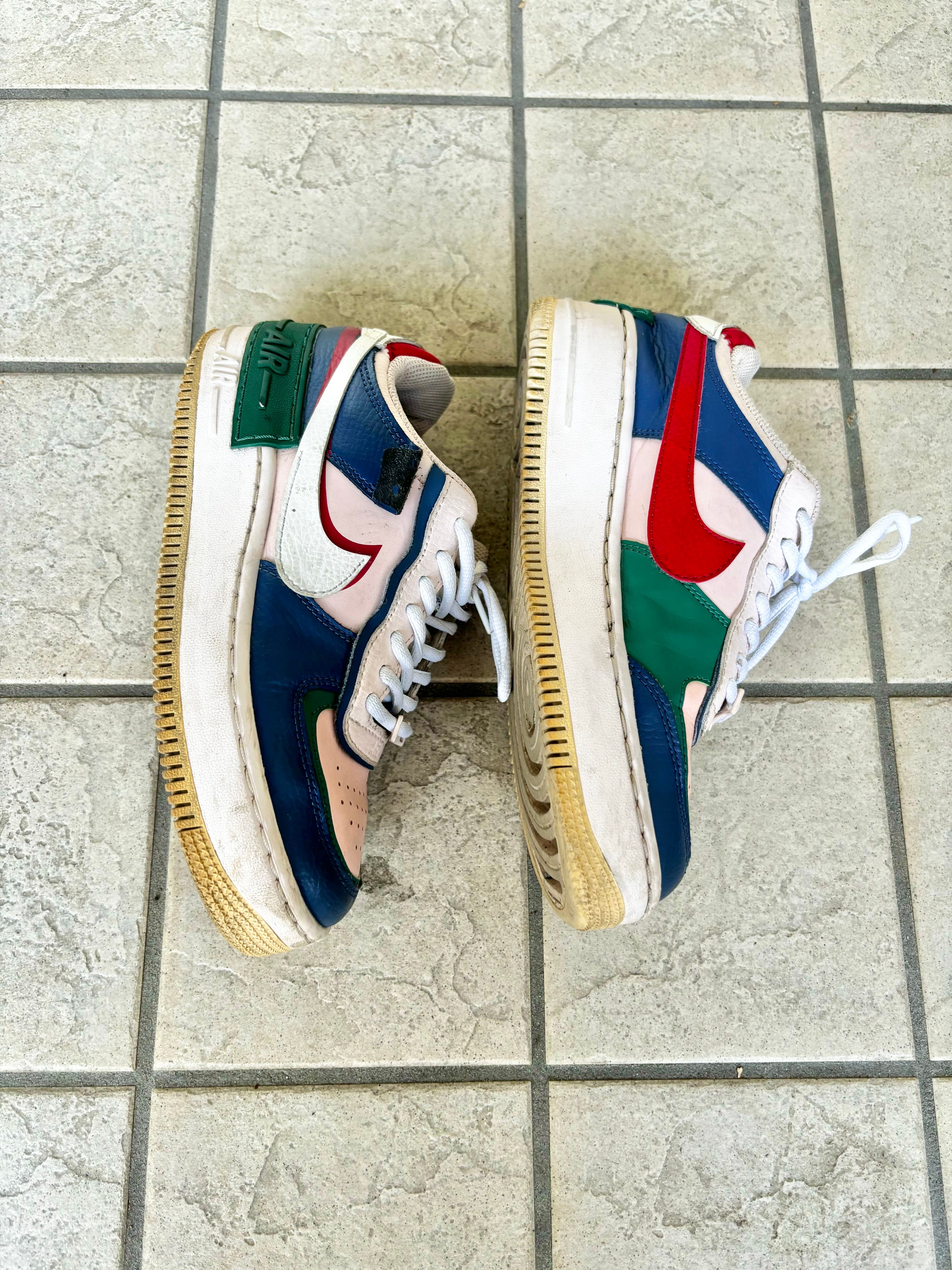 ナイキ ウィメンズ エアフォース1 シャドウ "マイスティック ネイビー"