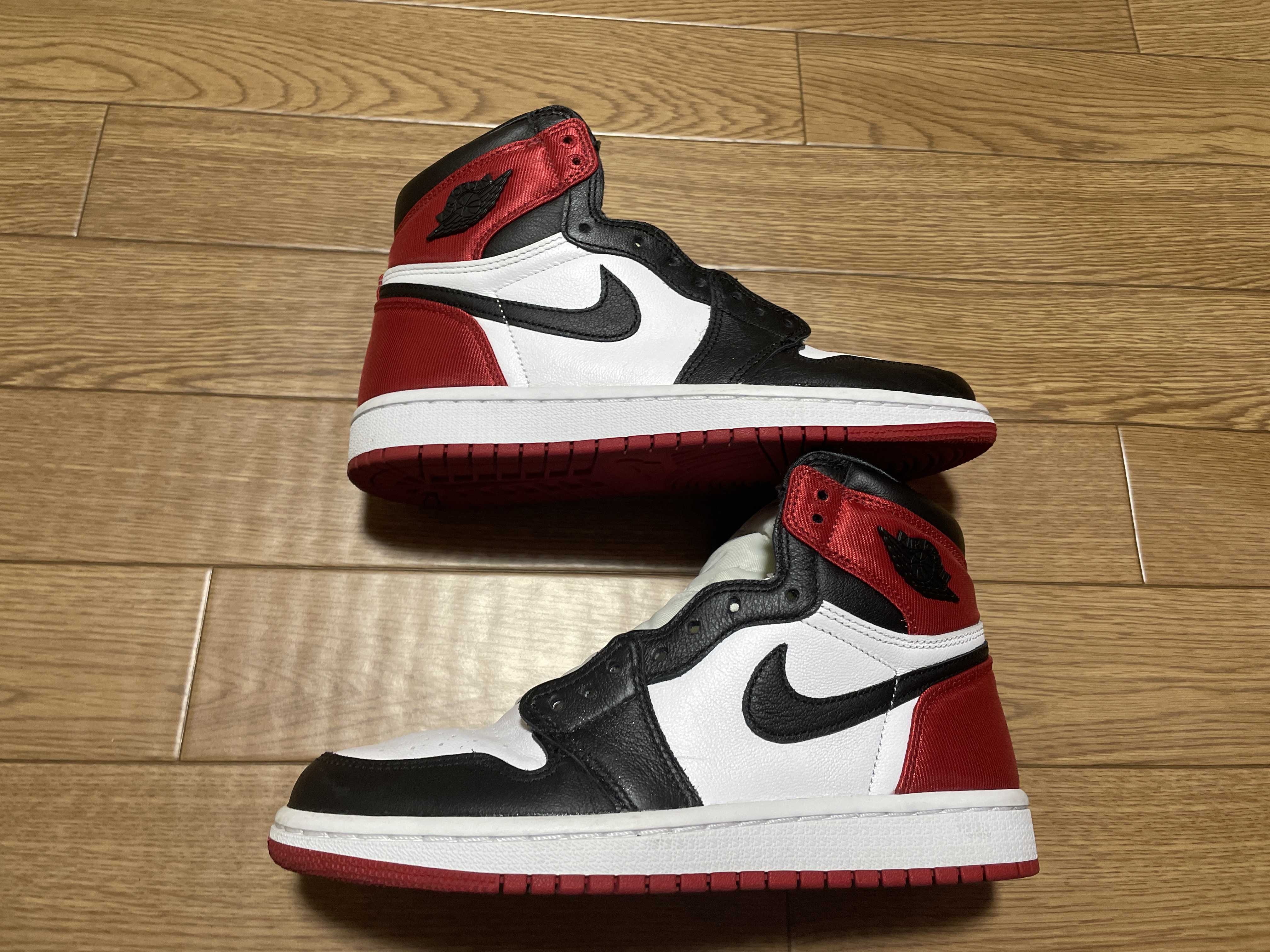 Nike Women's Air Jordan 1 Retro High "Satin Black Toe"