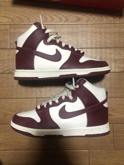 NIKE Women's DUNK HIGH "TEAM RED"