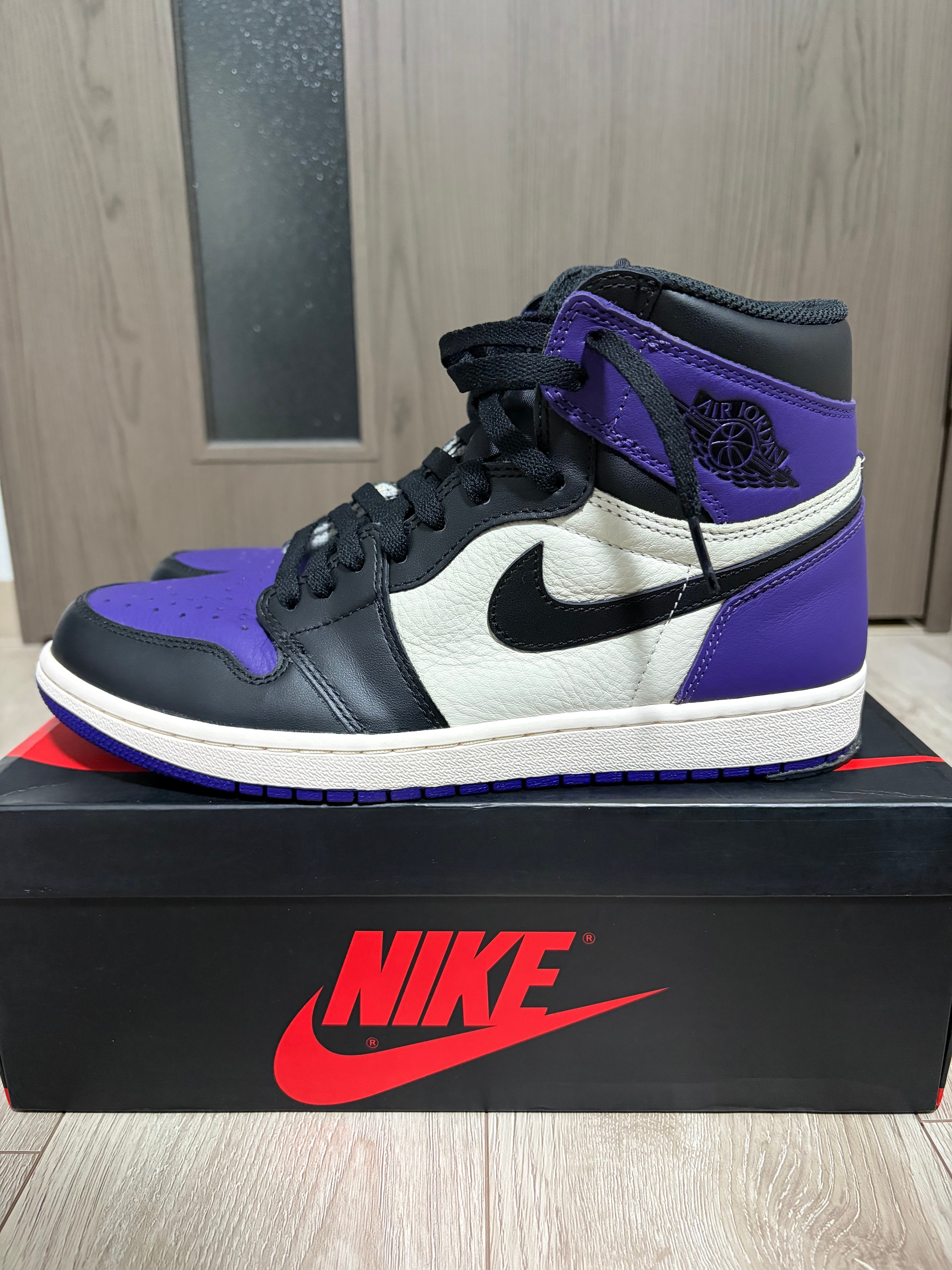 Nike Air Jordan 1 Retro High OG "Court Purple" (2018)