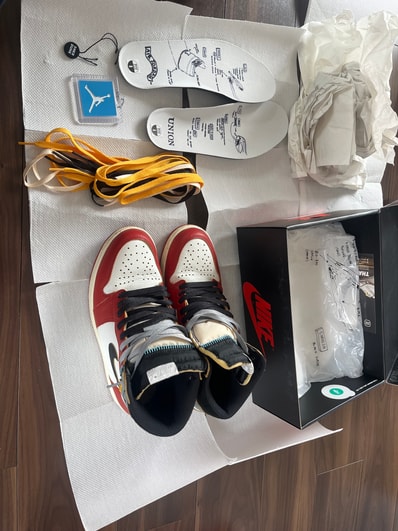 UNION × Nike Air Jordan 1 Retro High OG "Chicago/Shadow"