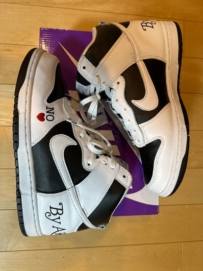 Supreme × Nike SB Dunk High By Any Means "White Black"