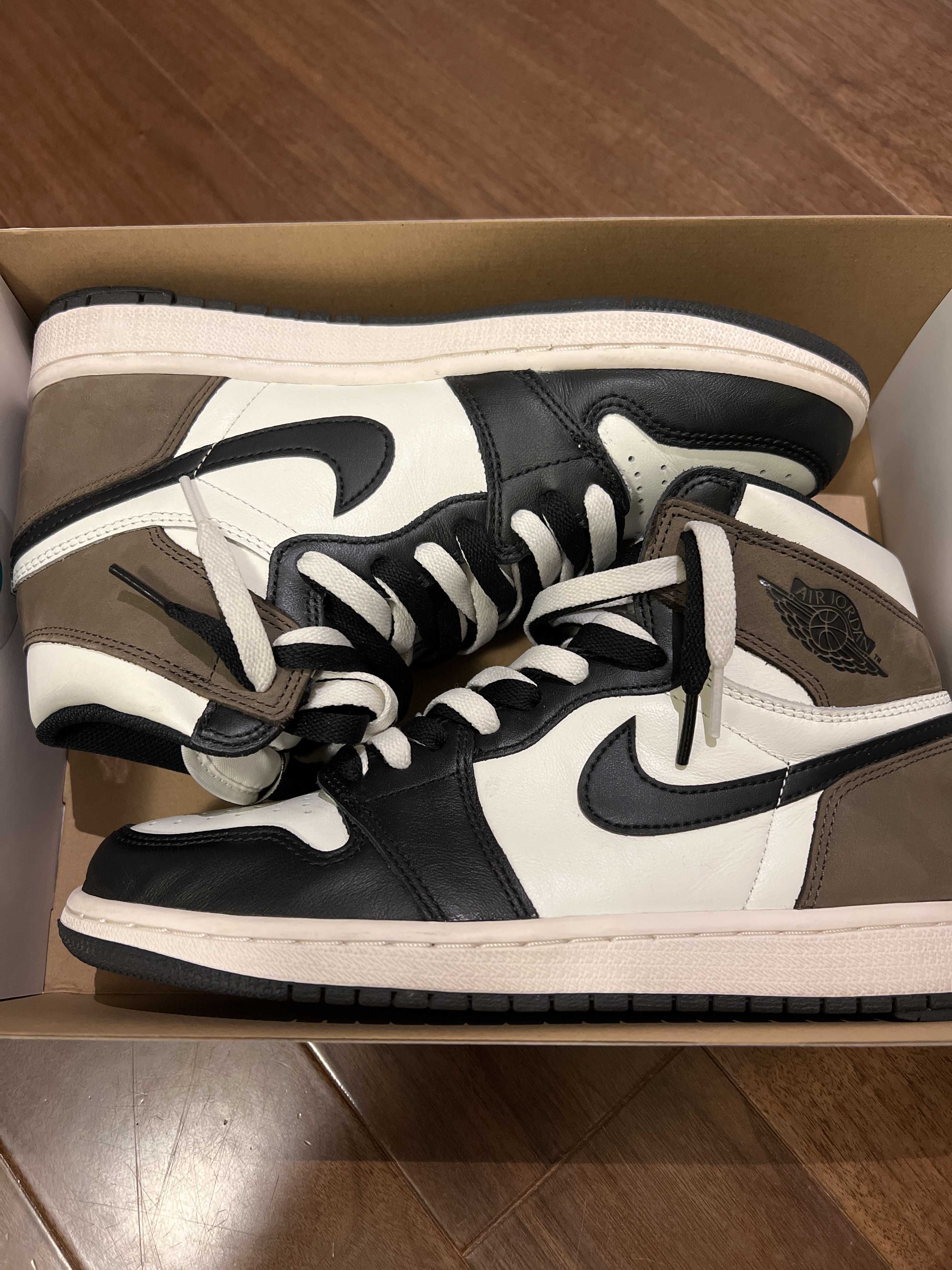 Nike Air Jordan 1 High OG "Sail/Dark Mocha/Black"