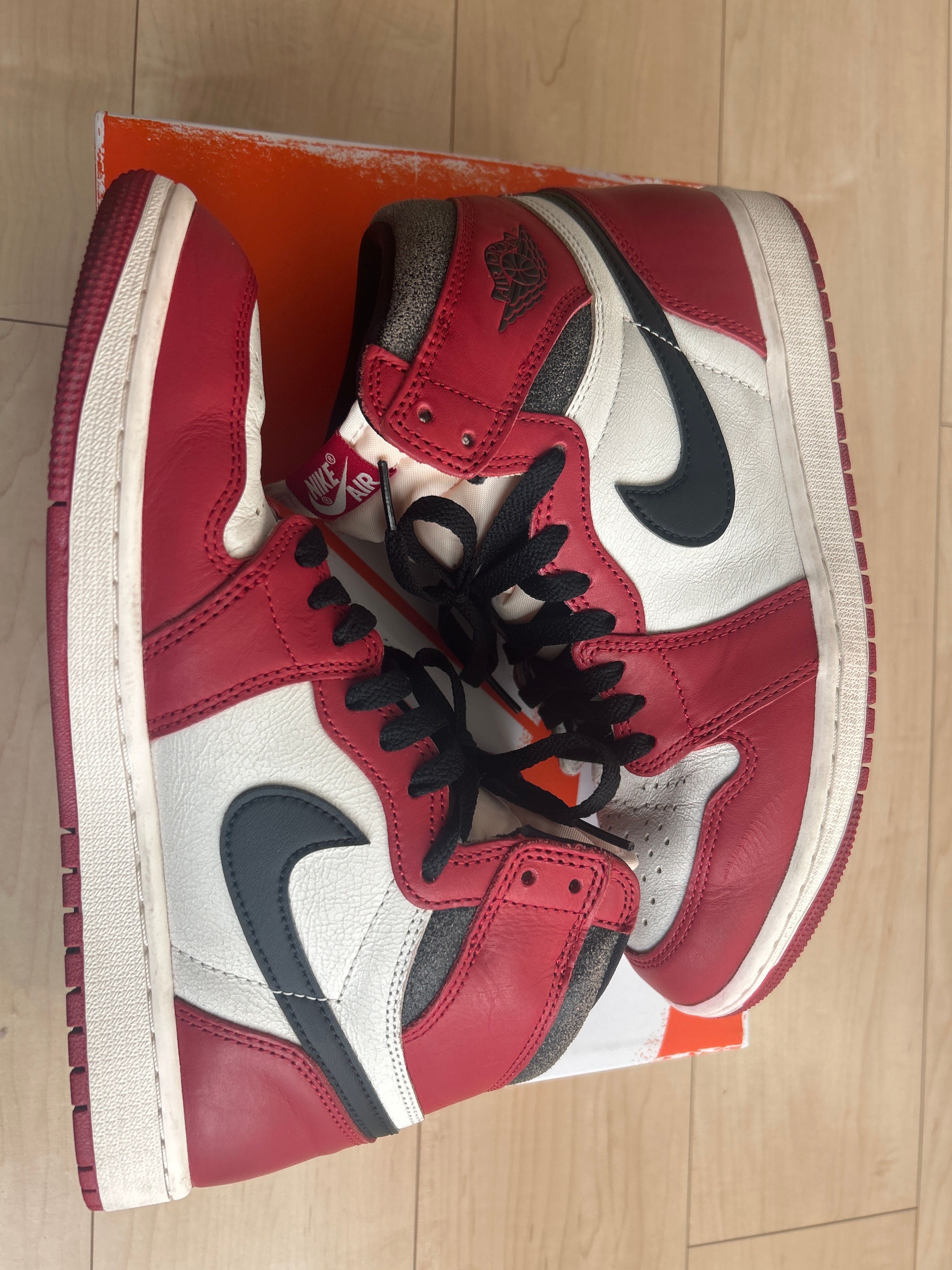Nike Air Jordan 1 High OG "Lost & Found/Chicago"